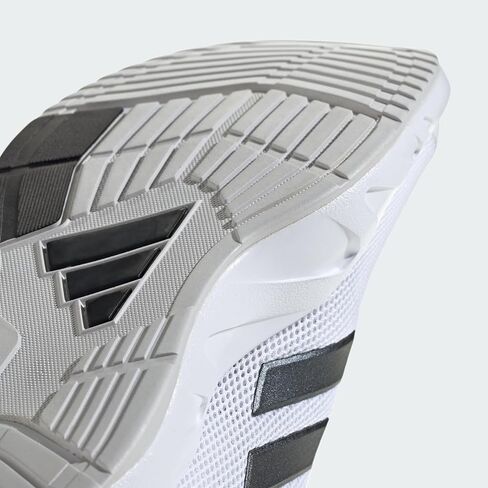 حذاء رياضة تدريب Adidas للسيدات in Saudi Arabia