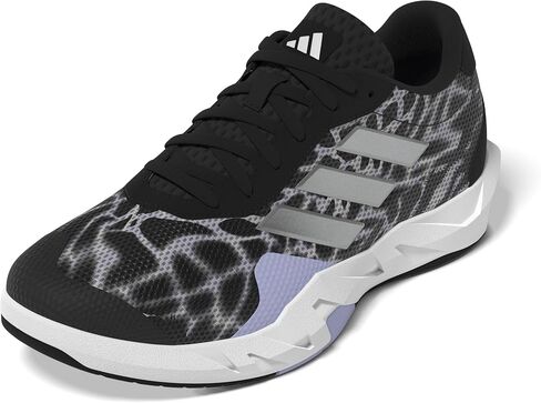 حذاء رياضة تدريب Adidas للسيدات in Kuwait