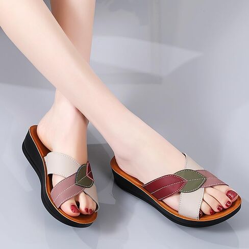 Womens Wedge Sandal - لون كتلة ورقة نمط مفتوح إصبع القدم مريح فو فو الصيف النعال غير الرسمي in Kuwait