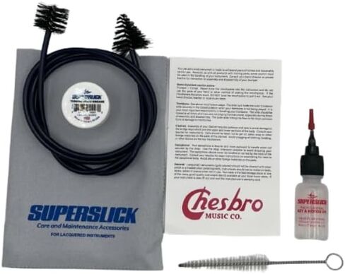 مجموعة العناية بالقرن الفرنسي من تشيسبرو، تتضمن قطعة قماش تلميع من الألياف الدقيقة، وثعبان تنظيف الأدوات، وشحم منزلق فائق الانزلاق وزيت الدوار، وفرشاة تنظيف قطعة الفم. in Kuwait