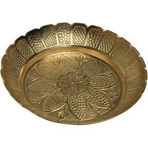 Aditiri Creation Nakshi Plate, Decorative Brass Indian Prasad Plate for Pooja Utensils Item Articles for Indian Traditional Pooja Items Decorations Pooja Kit (Size:-6" Diameter)