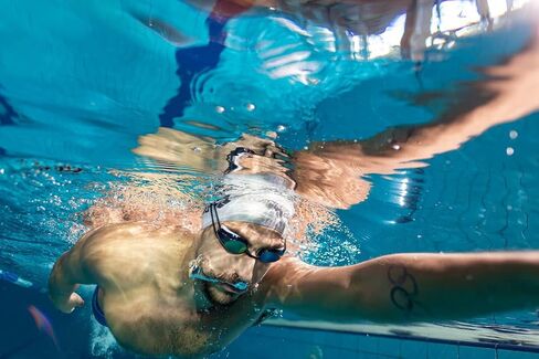Unisex Silicone Swim Cap - Comfortable Training Swim Hat for Long/Short Hair, Non-Slip Design in Saudi Arabia