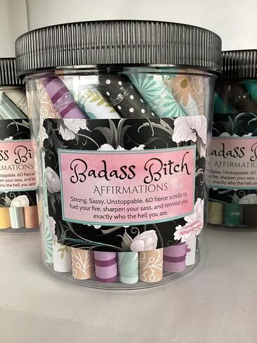 Badass Bitch Daily تأكيد التأكيد jar-60 يوم من التمكين والثقة في رفع الاقتباس للنساء القوي-هدية ممتعة للنساء (المطبوعات النابضة بالحياة (متنوعة ، تختلف)))) in Saudi Arabia