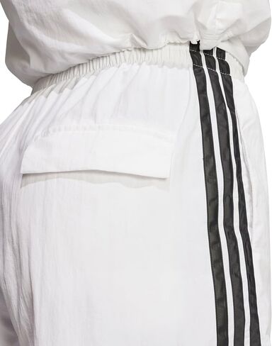 شورت أديداس أساسيات 3-Stripes منسوج للنساء in Saudi Arabia