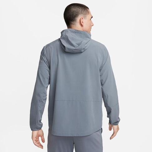 سترة Nike Men Unlimited Repel ذات القلنسوة متعددة الاستخدامات in Saudi Arabia