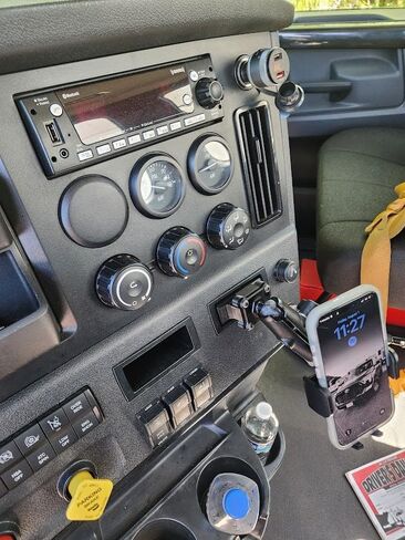 Smash Mount FL, Freightliner Cascadia Phone Holder Kit 2018-2024, 1 inch RAM Compatible or 17mm Ball Phone Mount Setup for Truckers (FL Lite Smash Mount) in Saudi Arabia
