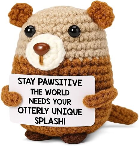 Funny Positive Crochet Pig Gifts for Women Friends Female, Pink Mini Handmade Emotional Support Plush Pig Decor, Cute Mothers Day Birthday Gifts in Kuwait