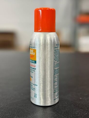 أفون سكين سو سوفت بوج جارد بالإضافة إلى بخاخ بيكاريدين إيروسول، 4 أونصة. Skin So Soft Bug Guard طارد الحشرات Picaridin 2 Pack in Saudi Arabia
