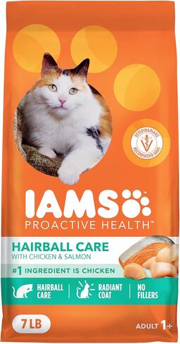 IAMS PTACTICTY HEALLE HEALTH COWNBALL CARE FOOD DRY CAT مع الدجاج وسمك السلمون ، 7 رطل. in Kuwait