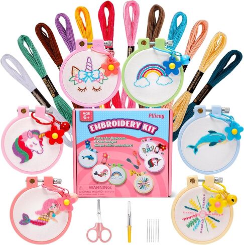 PllieAy 8pcs Christmas Cross Stitch Kit for Kids ، وتشمل 8pcs أنماط عيد الميلاد ، وأطواق 2pcs و 14 من الأسلوب الملون ، ومجموعات غرزة متعة وسهلة للمبتدئين ، مثالية للحرف اليدوية والديكور عيد الميلاد in Kuwait