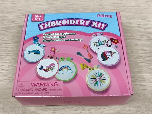 PllieAy 8pcs Christmas Cross Stitch Kit for Kids ، وتشمل 8pcs أنماط عيد الميلاد ، وأطواق 2pcs و 14 من الأسلوب الملون ، ومجموعات غرزة متعة وسهلة للمبتدئين ، مثالية للحرف اليدوية والديكور عيد الميلاد in Kuwait