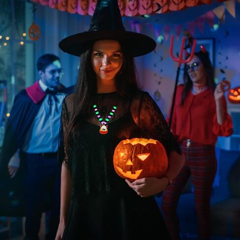 36 مجموعة من الخرز هالوين لمجموعة Make -Stchain Making ، Halloween Halloween Beaded Chain Craft Kit ، Glow in the Dark Pony Beads ، Diy Keychain Making Supplies Bead Craft Kit for Active Party Gifts Gifts in Kuwait