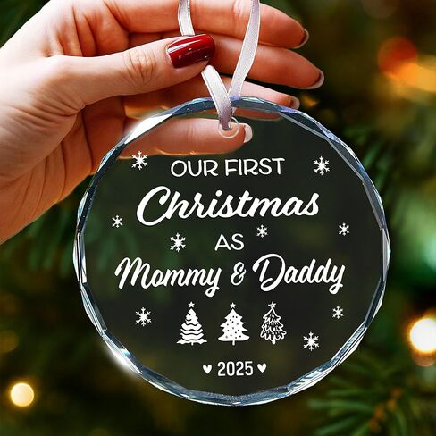 Baby First Christmas Ornament 2025 للآباء الجدد ، احتفل بعيد الميلاد الأول للطفل مع زخرفة 2025 الفريدة ، وهي مثالية للأم الجديدة والأب ، لأول مرة كعائلة مكونة من ثلاثة أفراد in Kuwait