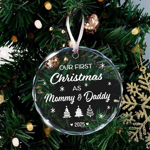 Baby First Christmas Ornament 2025 للآباء الجدد ، احتفل بعيد الميلاد الأول للطفل مع زخرفة 2025 الفريدة ، وهي مثالية للأم الجديدة والأب ، لأول مرة كعائلة مكونة من ثلاثة أفراد in Kuwait