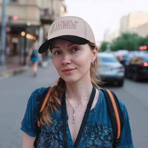 Mommin Trucker Hat for Women，Vintage Embroidered Baseball Cap，Mom Essentials Funny Gifts for Mothers Day in Kuwait