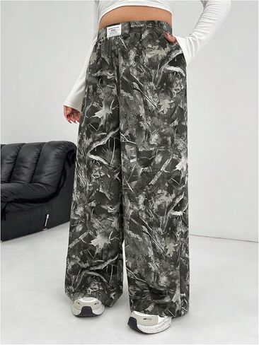 Wdirara Women's Plus Size Pants Camo Pants مرنة الخصر عريض الساق الممولة in Saudi Arabia