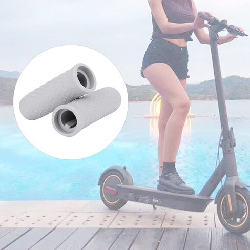 مقابض مقود السكوتر الكهربائي مناسبة لسكوتر G30، مقابض فرامل مضادة للانزلاق، زوج واحد من المقابض، مقابض بديلة لمعظم الدراجات البخارية in Kuwait