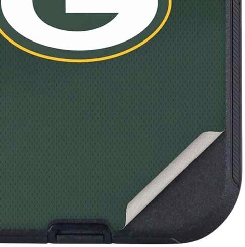 غلاف هاتف Skinit متوافق مع OtterBox Defender iPhone 13 - تصميم جيرسي لفريق Green Bay Packers مرخص رسميًا من NFL in Saudi Arabia