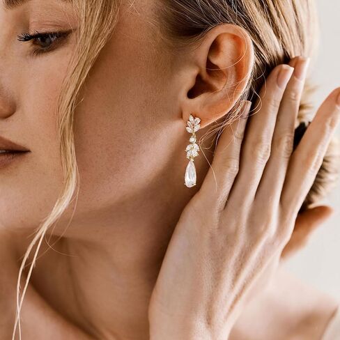 أقراط متدلية للنساء لحفلات الزفاف وحجر الراين طويل مكعب الزركون ثريا كريستال سباركلي مطلية بالذهب عيار 14 قيراط مجوهرات عصرية أنيقة in Kuwait