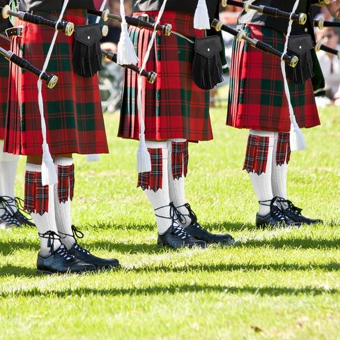3 Pcs Men's Scottish Tartan Kilt Costume Accessory Include Kilt Hose Flashes Sporran Pouch with Chain and Black Socks for Halloween Cosplay Outfits Highland Games in Saudi Arabia