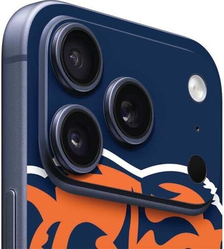 غلاف هاتف Skinit متوافق مع iPhone 17 Pro - تصميم رؤية مزدوجة مرخص رسميًا من الدوري الوطني لكرة القدم الأمريكية NFL Chicago Bears in Saudi Arabia