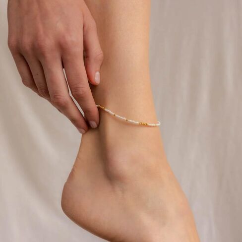 CAITLYNMINIMALIST Dainty Freshwater Pearl Bead 18K Gold Sterling Silver Adjustable Anklet for Women Gift for Her in Saudi Arabia