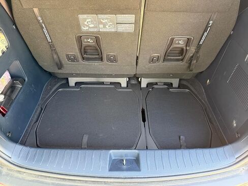ل 2021-2025 منظم Toyota Sienna Trunk Trunk ، مربع تخزين الفقس الخلفي MPV Cargo ، مساحة إضافية تناسب Sienna تحت صناديق تخزين أرضية البضائع in Saudi Arabia