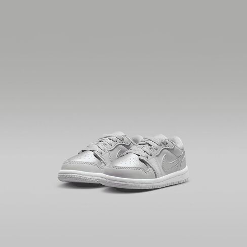 Nike Jordan 1 Retro Low OG اطفان/حذاء طفل صغير in Saudi Arabia
