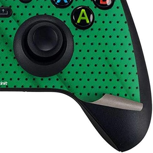 ملصق Skinit المخصص للألعاب متوافق مع وحدة تحكم Xbox Series X - تصميم كلاسيكيات الخشب الصلب المرخص رسميًا من NBA Boston Celtics in Kuwait