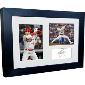 حقائب وخزائن مقاس 12 × 8 مقاس A4 Shohei Ohtani لوس أنجلوس ملائكة موقعة وصورة إطار الصورة ملصق دوري البيسبول الرئيسي هدية in Kuwait
