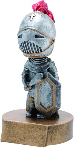 جائزة Decade Awards Knight Bobblehead Mascot Trophy - بطول 15.24 سم | جائزة الفارس المحفور - خصصها الآن in Saudi Arabia