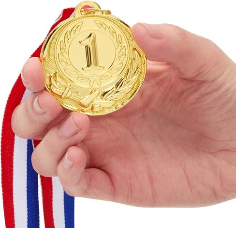 Juvale الحائز على المركز الأول الميداليات الذهبية لجميع الأعمار، وجوائز المشاركة in Saudi Arabia