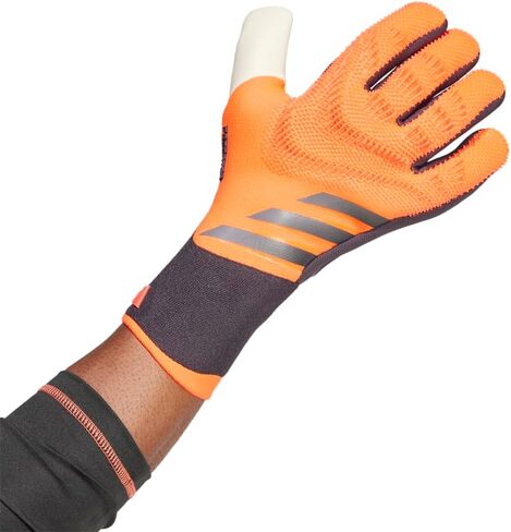 قفازات حارس المرمى adidas Pro - وردي - مقاس 9 in Saudi Arabia