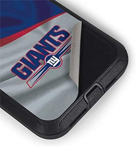 غلاف Skinit متوافق مع حافظة OtterBox Defender iPhone 11 - تصميم NFL New York Giants المرخص رسميًا in Saudi Arabia