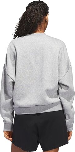 سويت شيرت Cosy Holiday Graphic للنساء من أديداس in Kuwait