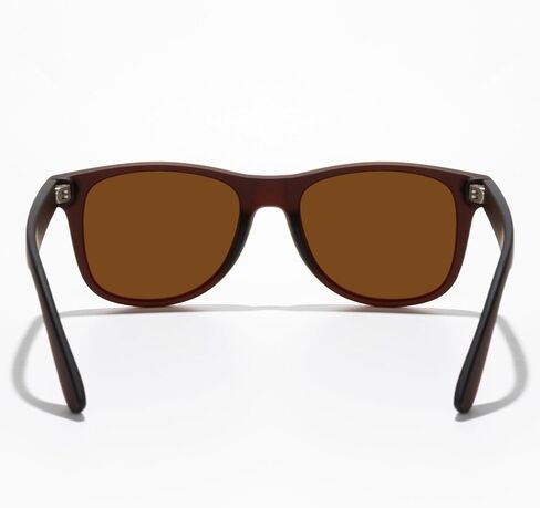 Trendy Rivet Sunglasses for Hiking Vintage Unisex Shades Fashionable Outdoor Eyewear for Men Women UV400 in Saudi Arabia