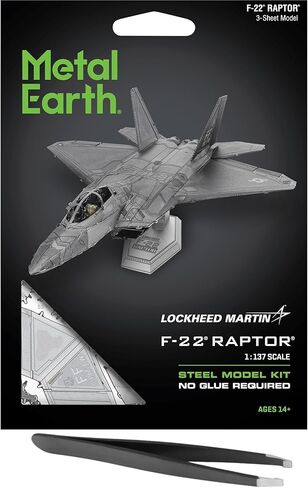 مجموعة نماذج معدنية ثلاثية الأبعاد من Fascinations Metal Earth F-22 Raptor ME1016 مع ملاقط in Saudi Arabia