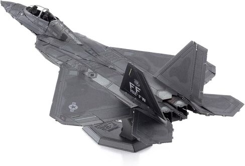 مجموعة نماذج معدنية ثلاثية الأبعاد من Fascinations Metal Earth F-22 Raptor ME1016 مع ملاقط in Saudi Arabia