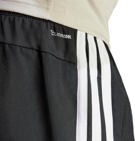 شورت Train Essentials 3-Stripes منسوج للرجال من أديداس in Saudi Arabia