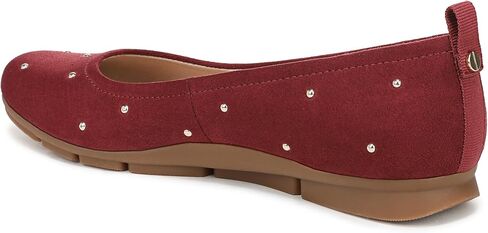 Dr. Scholl's Timeless in Saudi Arabia