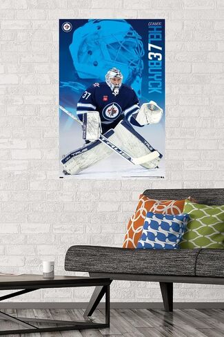 Trends International NHL Winnipeg Jets - ملصق حائط Connor Hellebuyck 24، مقاس 34 طولًا × 22.4 عرضًا، إصدار ممتاز غير مؤطر in Saudi Arabia
