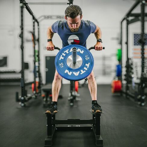 منصة التجديف على شكل حرف T من Titan Fitness، تصميم مرتفع/بزاوية للصفوف ذات العجز، منصة على شكل حرف T مع ألواح قدم مطلية بالألماس، منصة على شكل حرف T مع شريط UHMW واقٍ، وأقدام مطاطية غير قابلة للانزلاق in Saudi Arabia