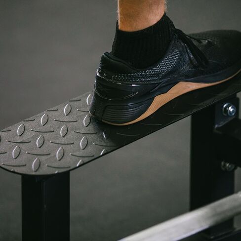 منصة التجديف على شكل حرف T من Titan Fitness، تصميم مرتفع/بزاوية للصفوف ذات العجز، منصة على شكل حرف T مع ألواح قدم مطلية بالألماس، منصة على شكل حرف T مع شريط UHMW واقٍ، وأقدام مطاطية غير قابلة للانزلاق in Saudi Arabia