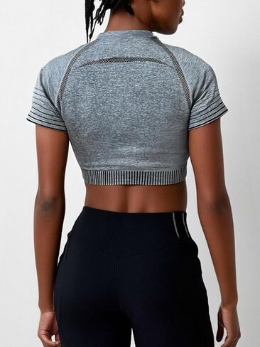 Women's Seamless Short Sleeve Crop Top High Stretch Activewear for Workout and Gym in Saudi Arabia