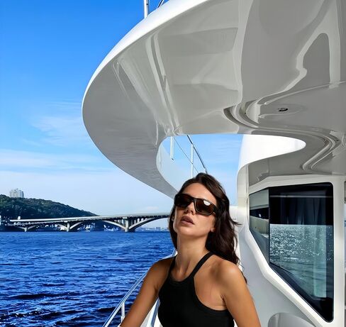 Italy Made Polarized Sunglasses with Corning Glass Lenses, Stylish & Scratch-Resistant for Exercise & Daily Use in Saudi Arabia