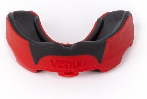 Venum Predator Mouthguard - Strap/Strapless in Saudi Arabia