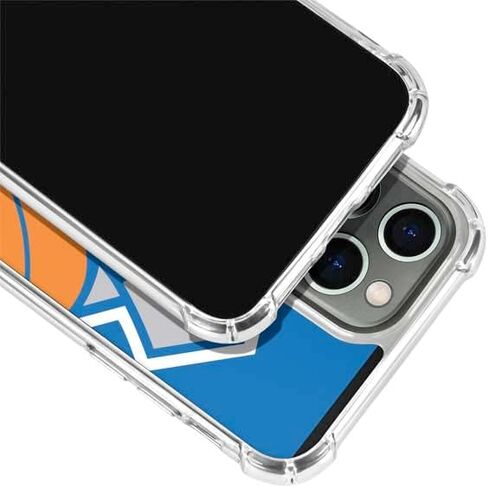 حافظة هاتف Skinit الشفافة متوافقة مع iPhone 15 Pro Max - تصميم شعار كبير مرخص رسميًا من NBA New York Knicks in Saudi Arabia