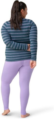 طبقة أساسية من صوف ميرينو الحراري الكلاسيكي للسيدات من Smartwool - نمط طاقم (مقاس نحيف) شريط بنفسجي فائق، 1X in Kuwait