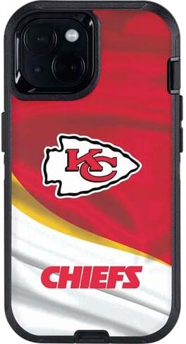 غلاف هاتف Skinit متوافق مع OtterBox Defender iPhone 14 - تصميم مرخص رسميًا من NFL Kansas City Chiefs in Saudi Arabia