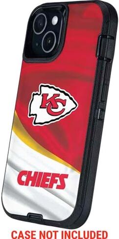 غلاف هاتف Skinit متوافق مع OtterBox Defender iPhone 14 - تصميم مرخص رسميًا من NFL Kansas City Chiefs in Saudi Arabia